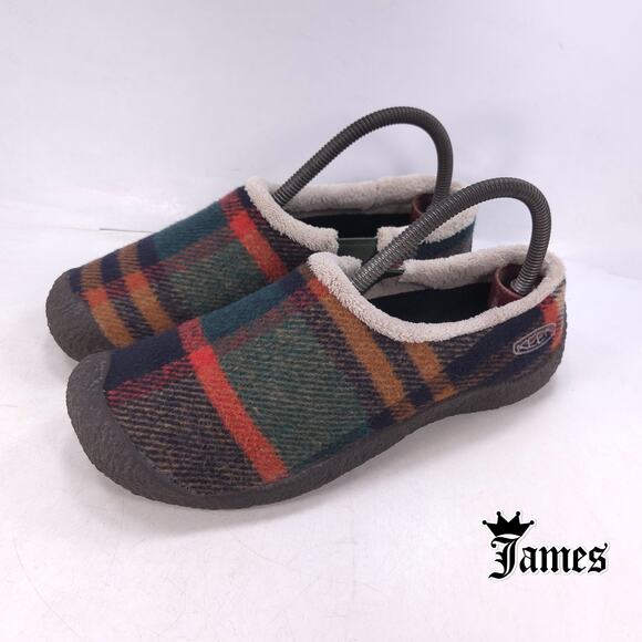 Keen Plaid Sherpa Lined Comfort Slip on Slippers Womens Size 7 1017984 Plaid - Picture 1 of 9